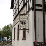 zu den grauen Ziegenböcken